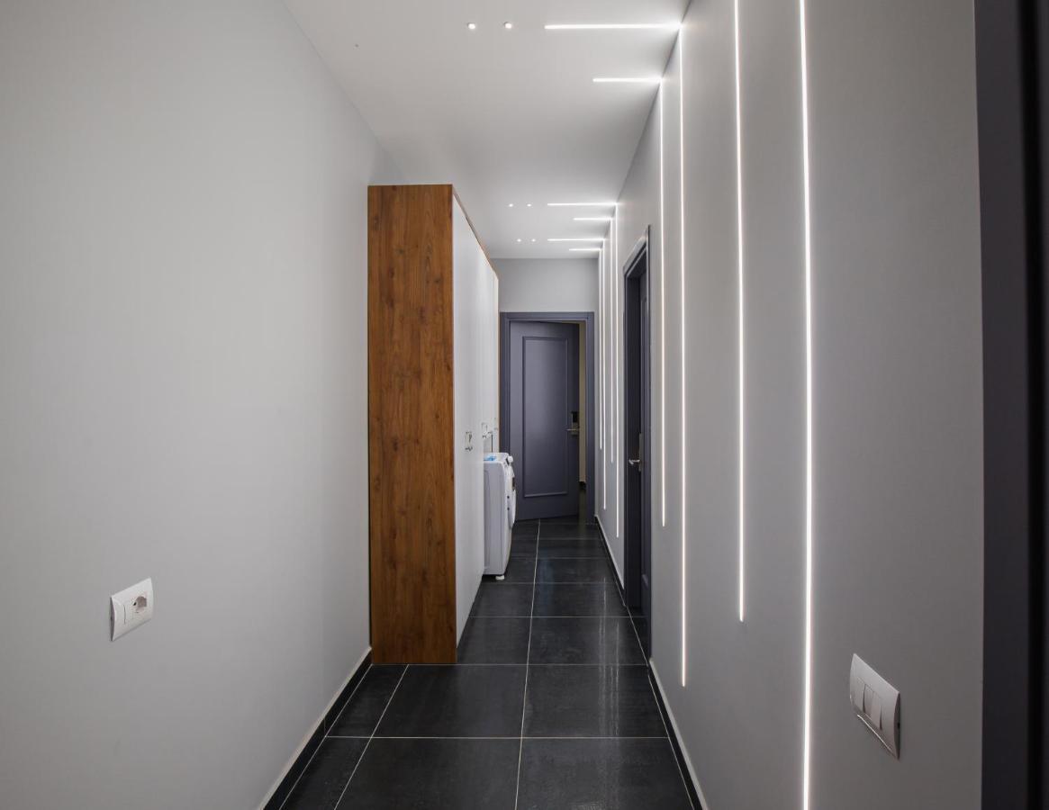 Lit Apartments Тирана Экстерьер фото